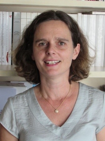 Amélie DE MIRIBEL