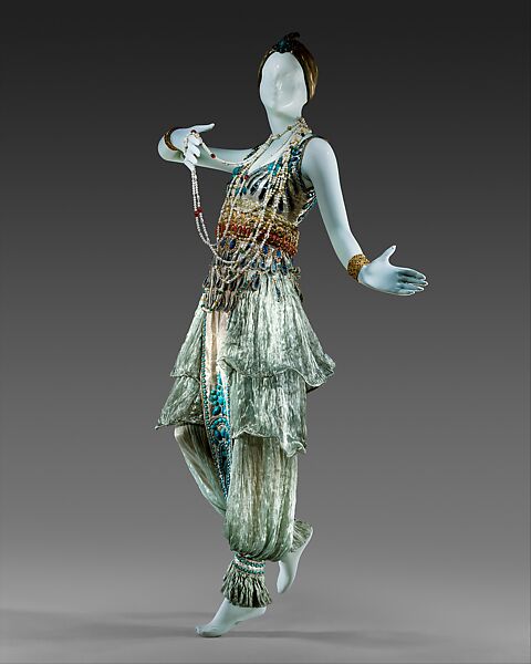 Paul Poiret, Fancy dress costume, 1911. Metropolitan Museum of Art, New York, 1983.8a, b. Paul Poiret, Fancy dress costume, 1911. Metropolitan Museum of Art, New York, 1983.8a, b.