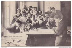 L’atelier André à l’École des beaux-arts vers 1903, carte postale (coll. part.)