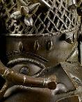 Tête royale (détail), Royaume de Bénin, Nigéria, XIXe ?, Musée du Quai Branly inv. 73.1997.4.3, 52 x 34 x 34 cm.